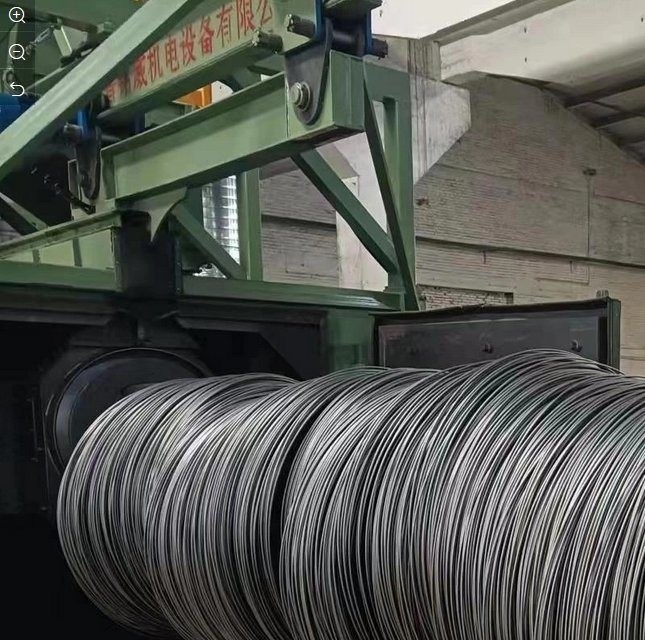 Ένα έτος μετά την πώληση Υπηρεσία Wire Rod Coil Shot Blasting Machine με περιστροφικό εκρηκτικό